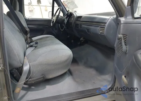 1993 Ford F250 z USA, uszkodzony, nr VIN 1FTHX26M5PKA65476